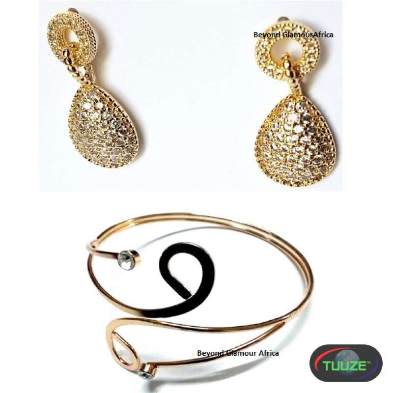 Womens-Golden-fashion-armlet-and-earrings-11700306028.jpg